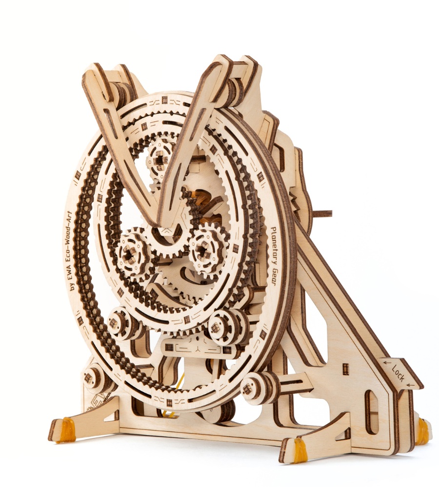 Wooden mechanical planetary gear puzzle, 153 pieces